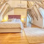 Charmante Maison Avec Piscine Prázdninový dům *