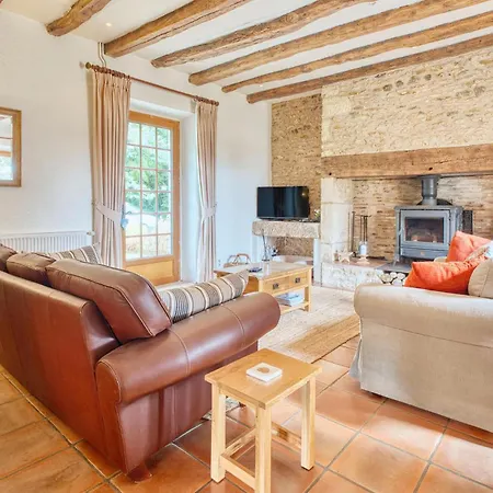 Charmante Maison Avec Piscine