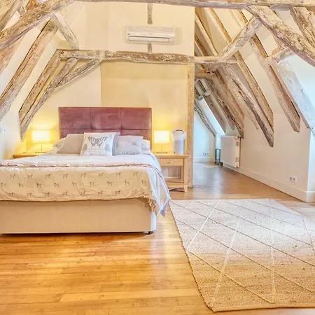 Charmante Maison Avec Piscine 度假居 *