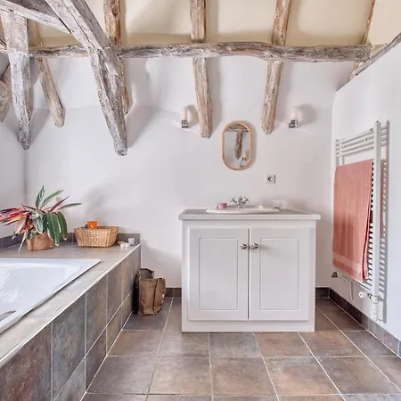 Charmante Maison Avec Piscine *
